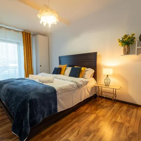 Spacious 3 5* Mansion Near Muzeului Square. Free Parking * Клуж-Напока