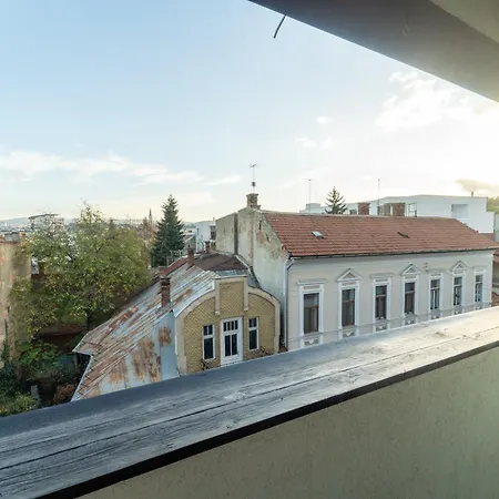 Апартаменти Spacious 3 5* Mansion Near Muzeului Square. Free Parking
