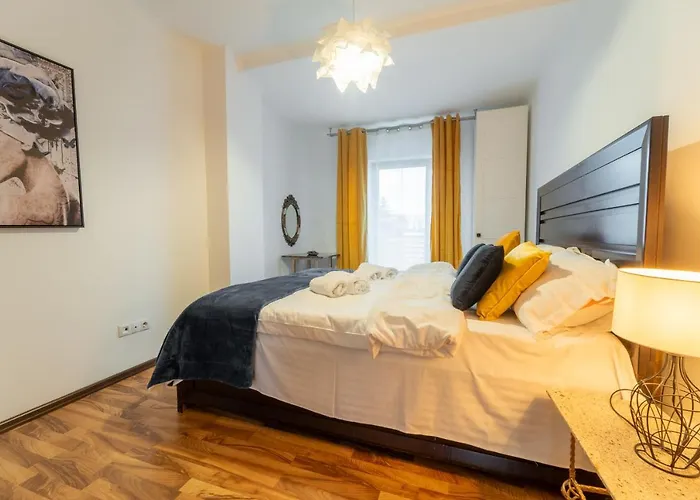 Spacious 3 5* Mansion Near Muzeului Square. Free Parking